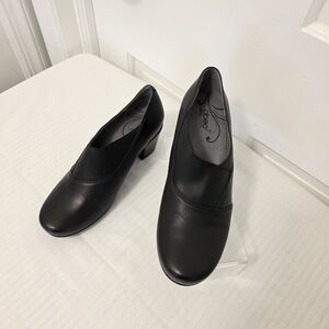 Abeo "PORTOLA" Black Leather Pumps Size 8N, Business Casual, Biosystem